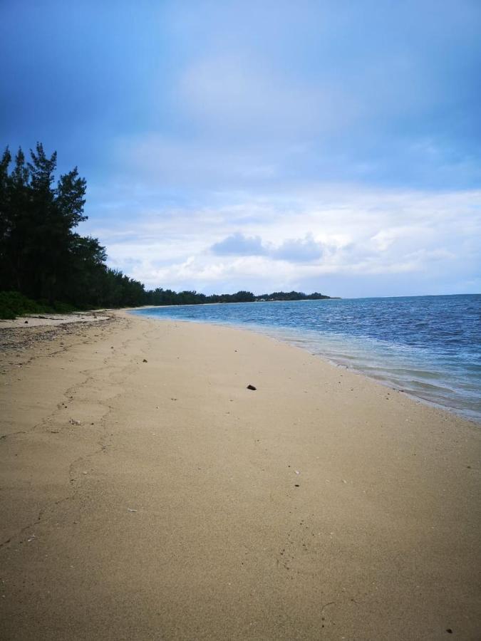 Villa Karel Mauritius Beach House Riambel Exterior photo